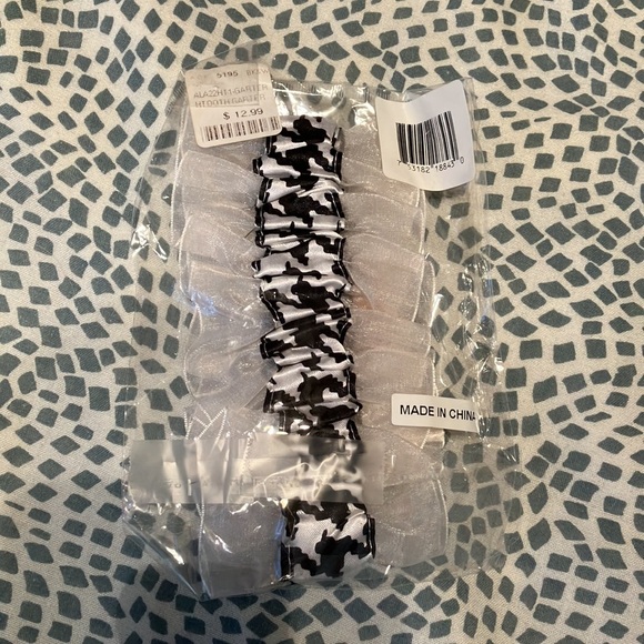 NWT Houndstooth Garter - Picture 2 of 5